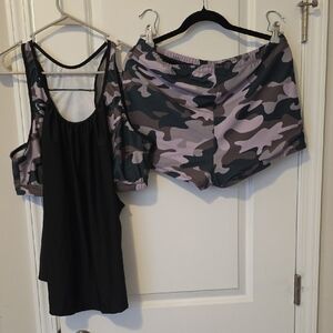 Shein Women's Camo Print Swim Suit With Shorts 2X